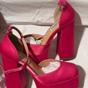 Steve Madden Fuchsia Platform Heels